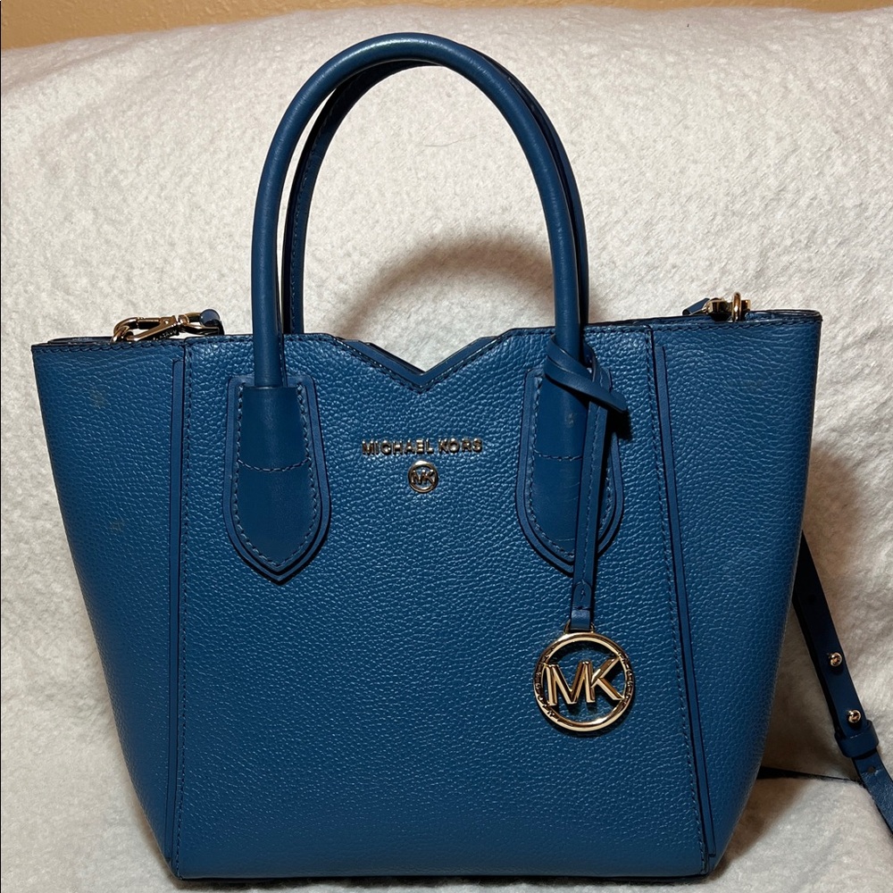 Michael Kors Mae small pebbled leather messenger bag dark blue